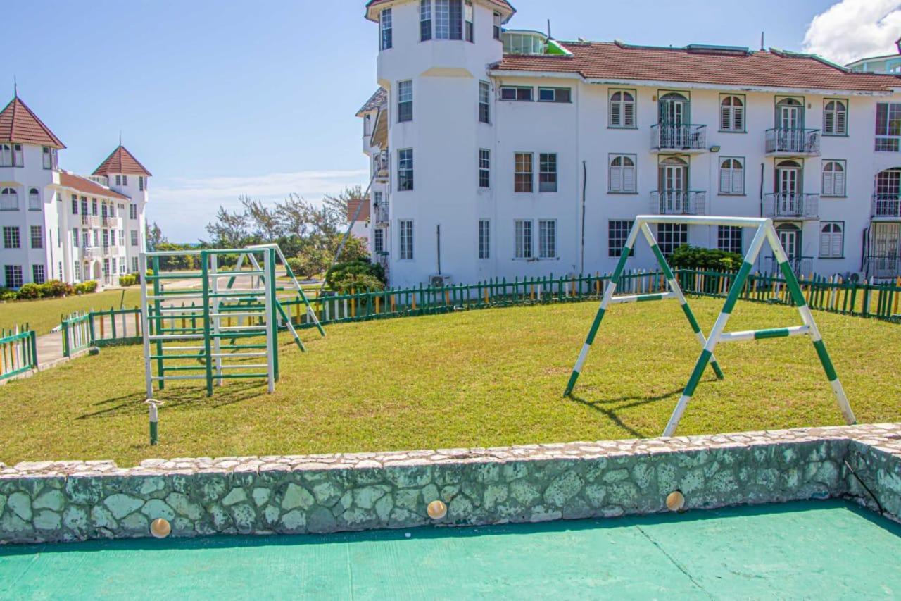 Malibu Ocean View Studio Apartment Montego Bay Exterior photo